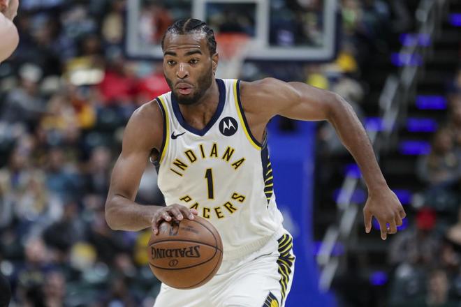 放弃克内克特得到场均8+7中锋？这交易对湖人好