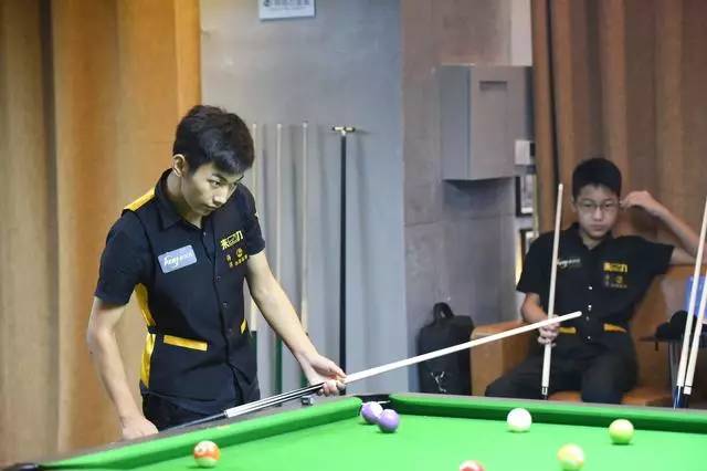 他在全英羽 他在全英羽